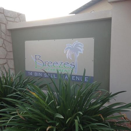 Breezes Apartments بروم المظهر الخارجي الصورة